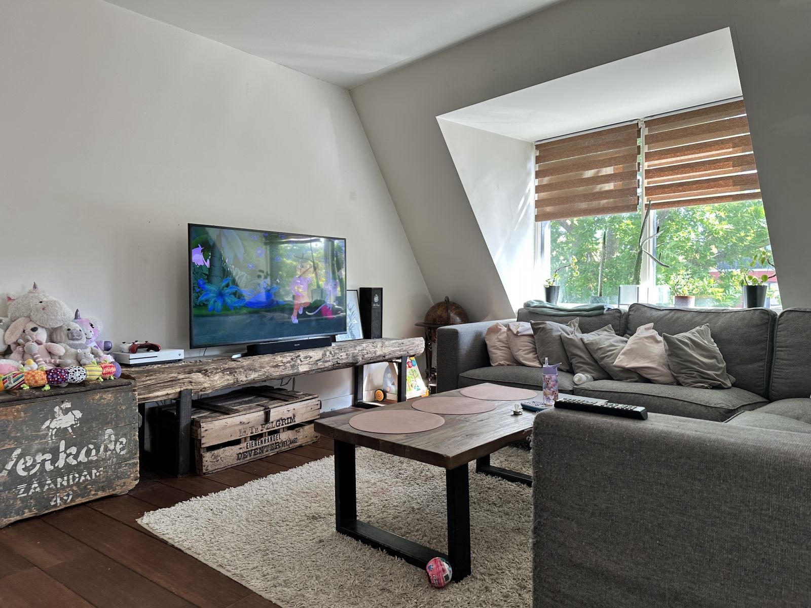 free-sector-houses for rent on Vechtstraat  73A
